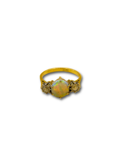 Opal .20ct diamond