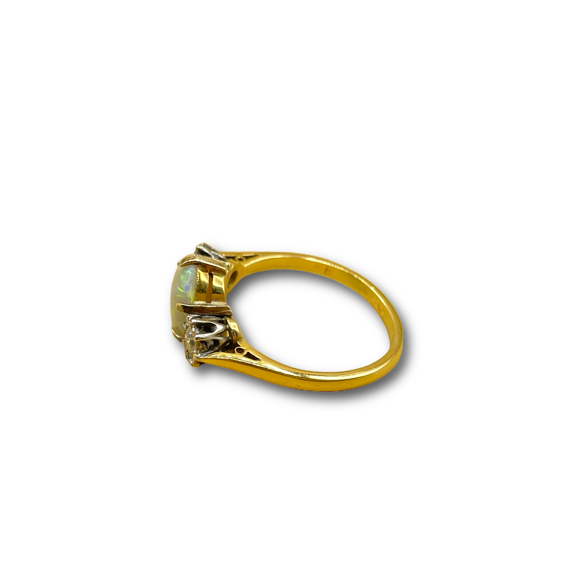 Opaal en .20ct diamant