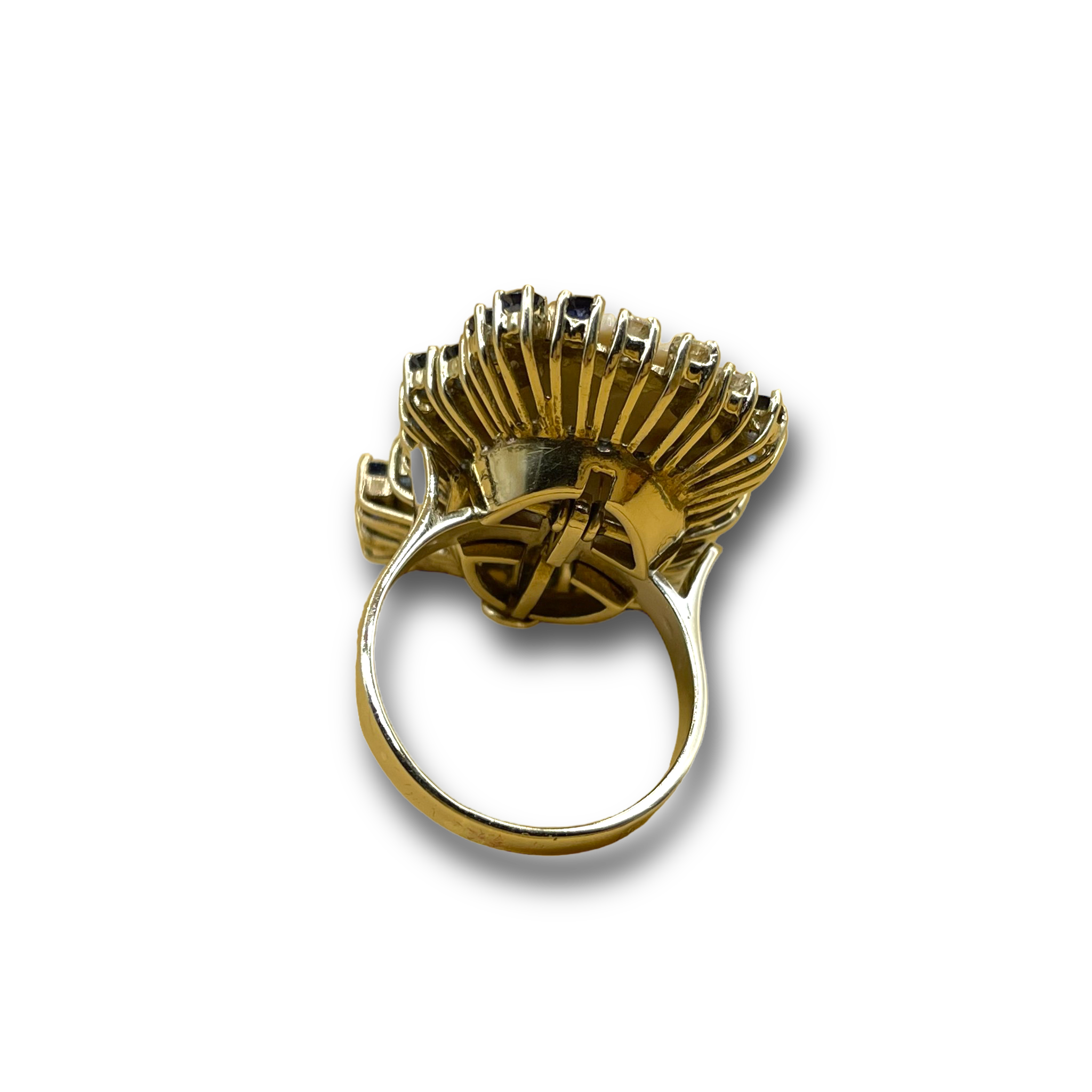 Opaal camee saffier diamant