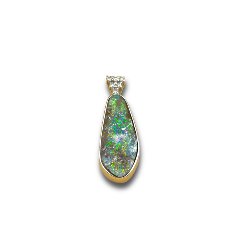 Boulder opaal diamant