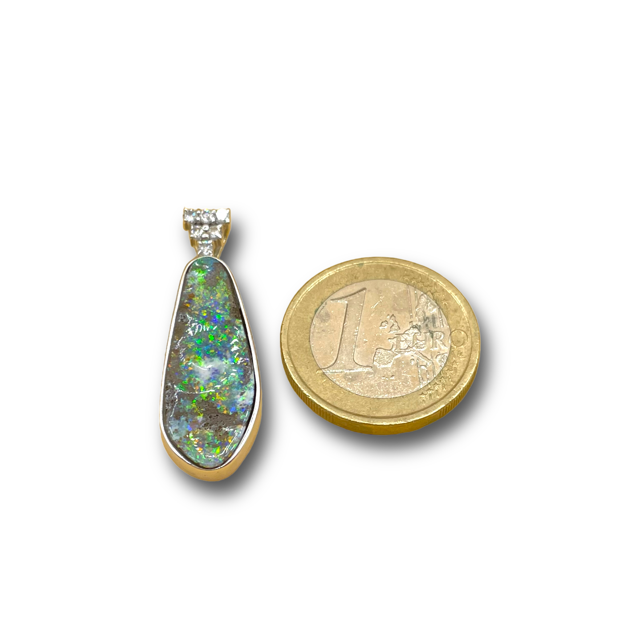 Boulder opaal diamant