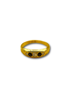 Sapphire  .20ct diamond