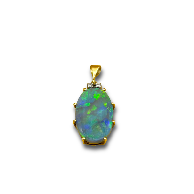 Zwarte opaal diamant