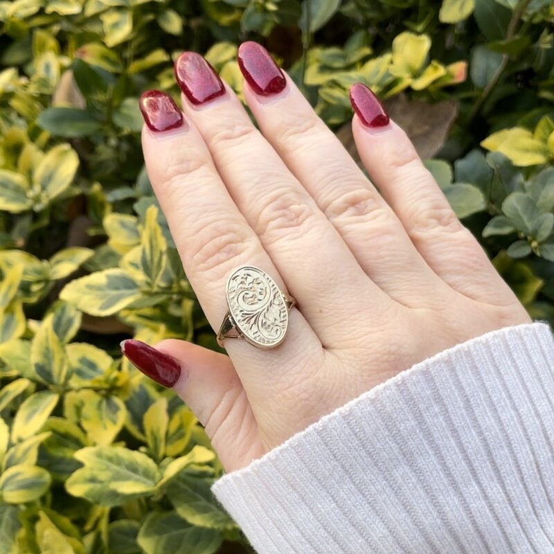 Medallion ring