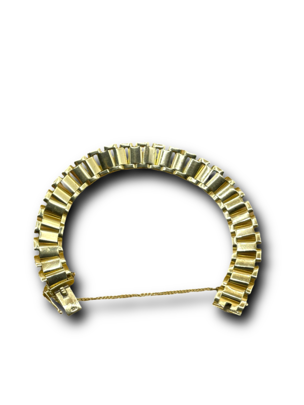 Gate bracelet