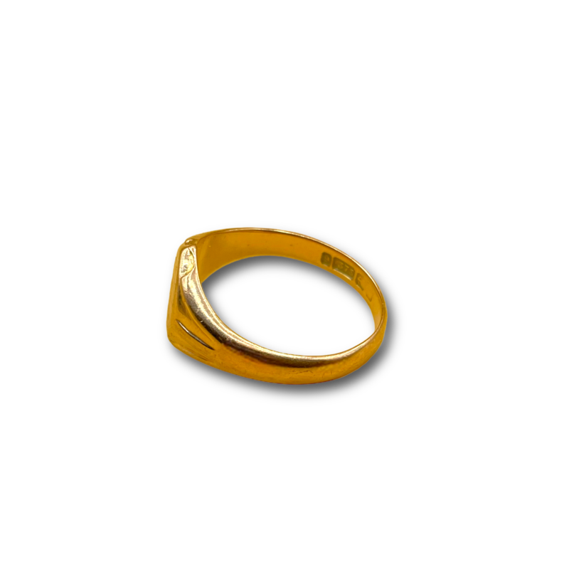 Signet ring