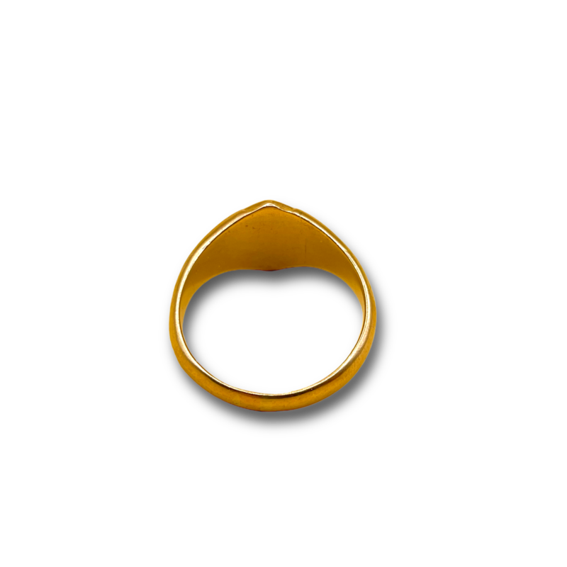 Signet ring