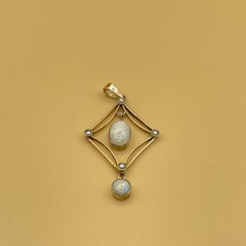 Opal pearl