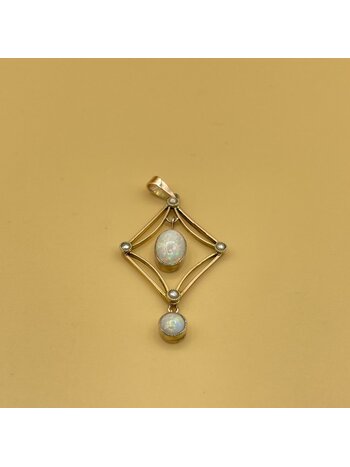 Opal pearl