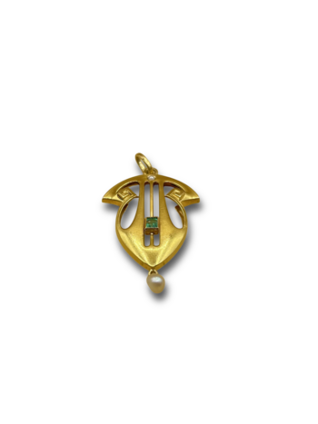 Emerald pearl
