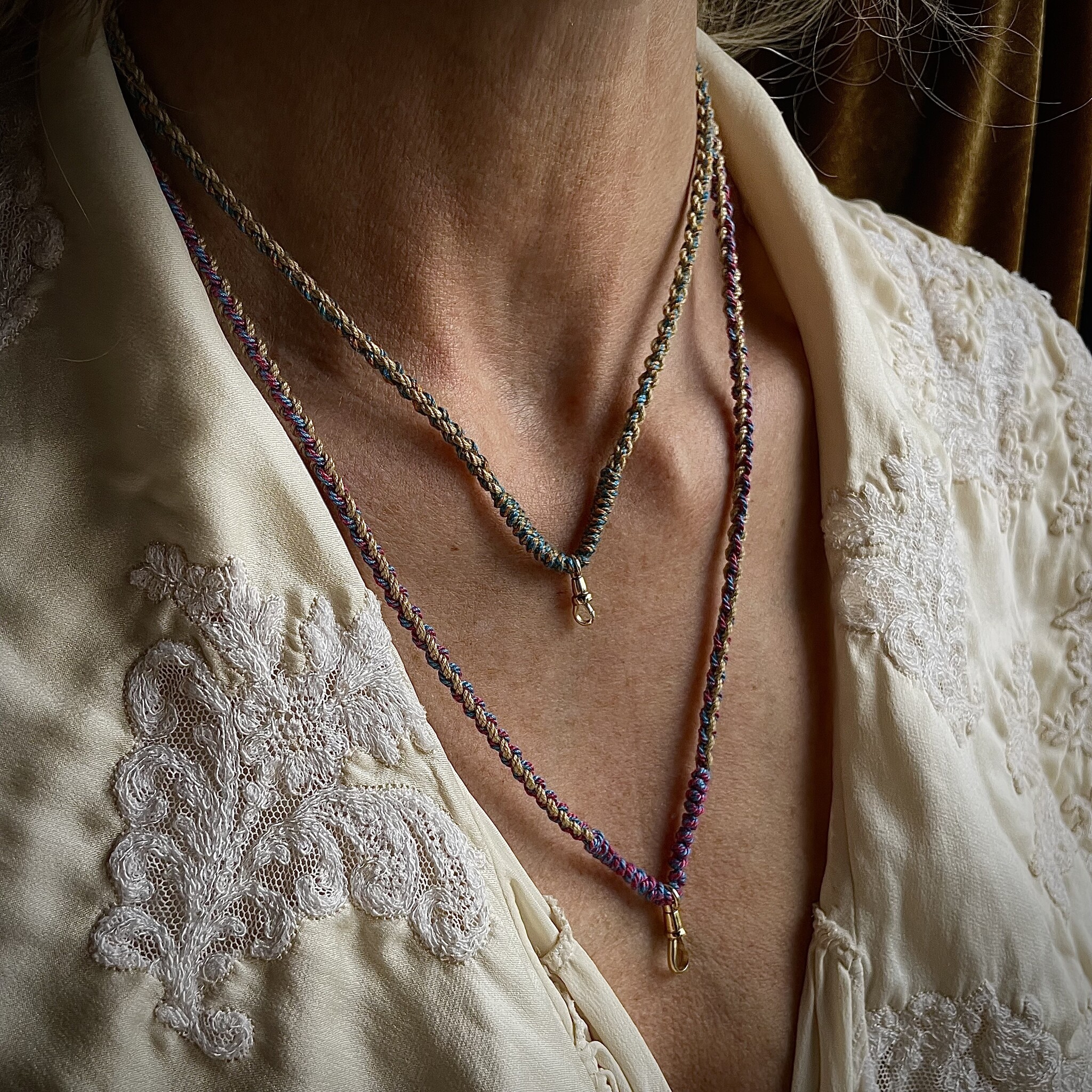 Gevlochten ketting musqueton