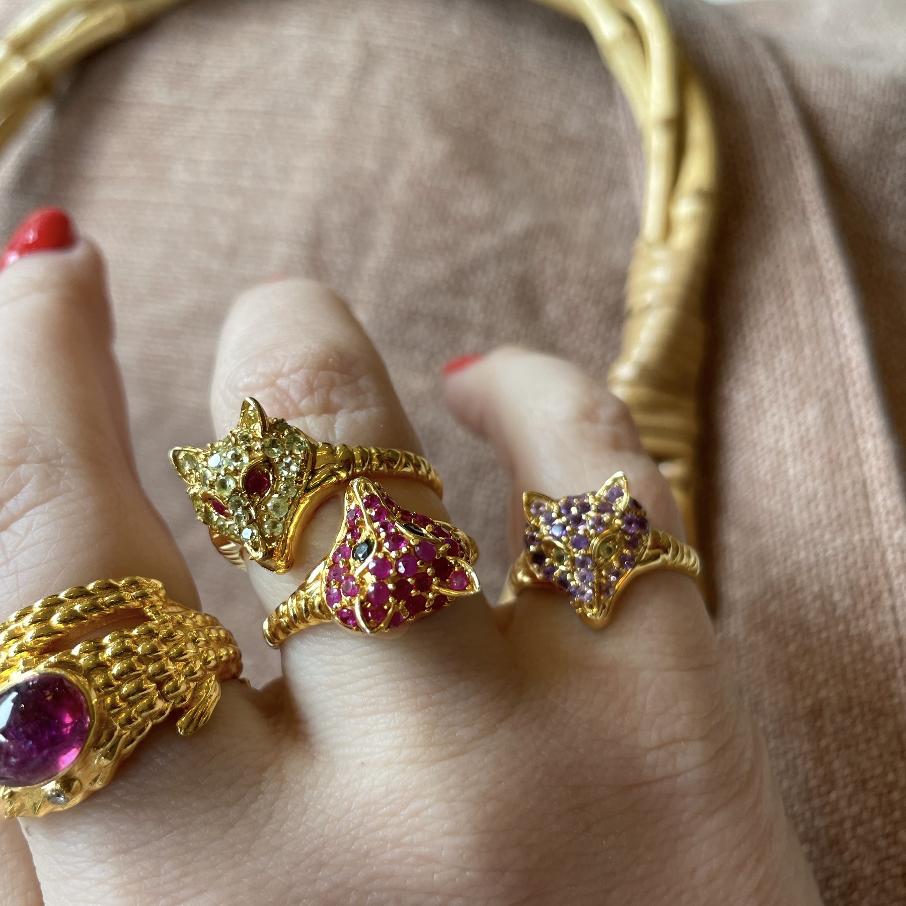 Vos smaragd robijn diamant