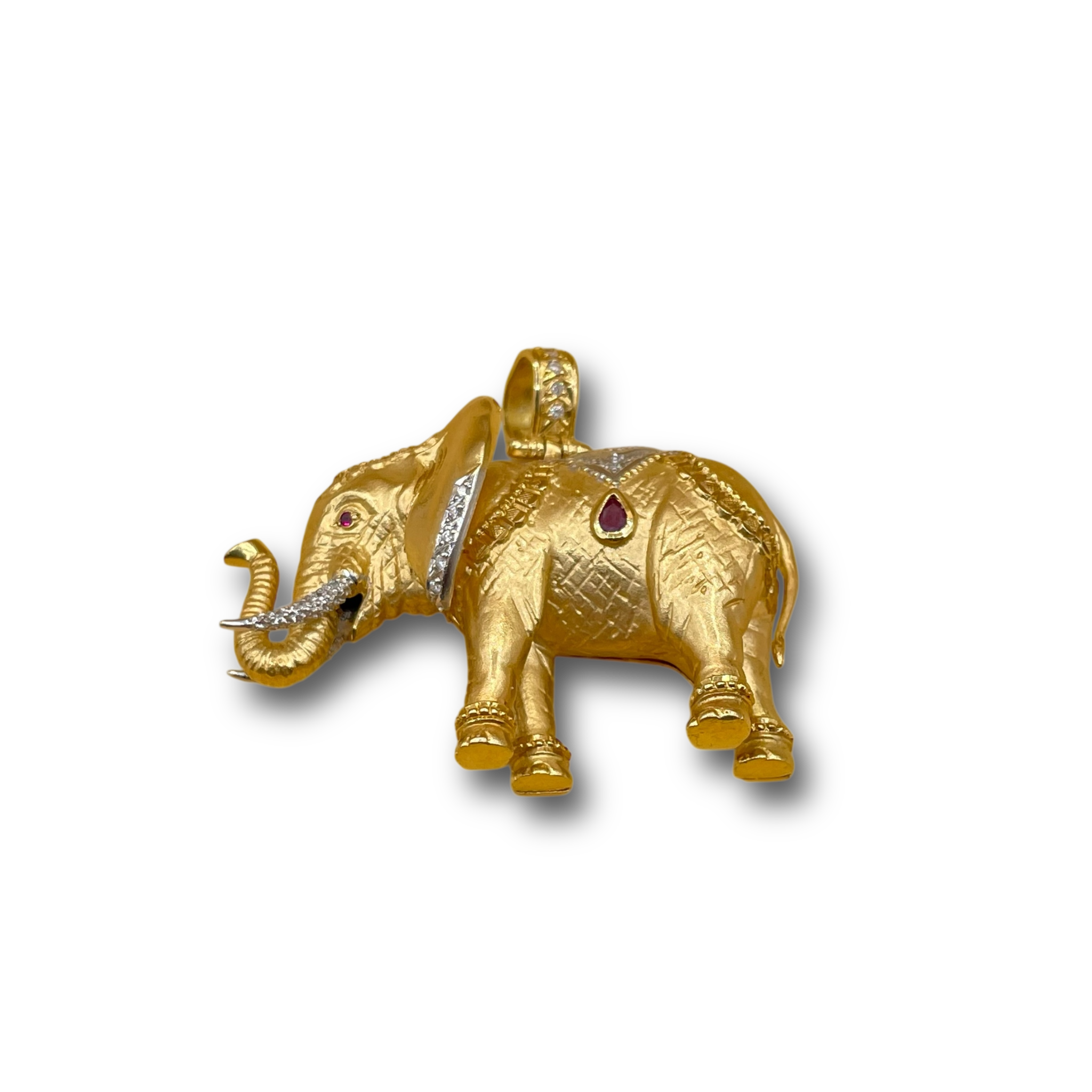 Olifant robijn diamant