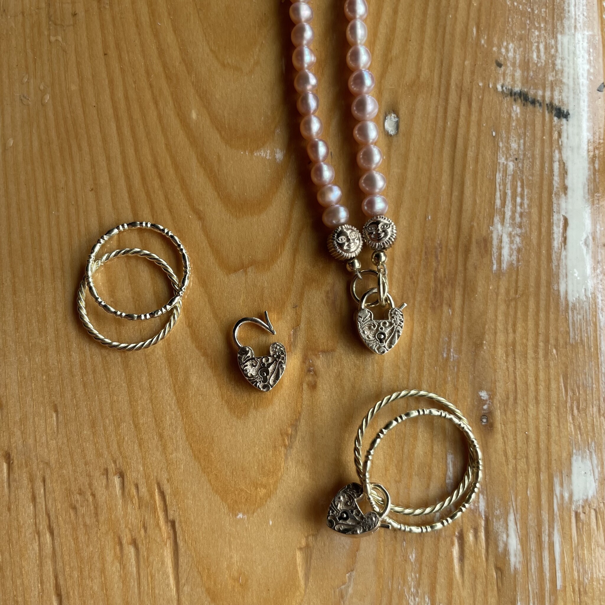 Slot hart gegraveerd