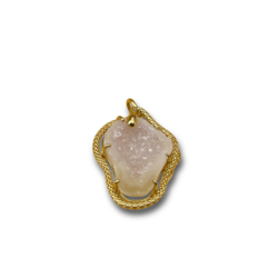 Serpent agate pendant