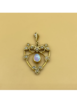 Opal pearl heart