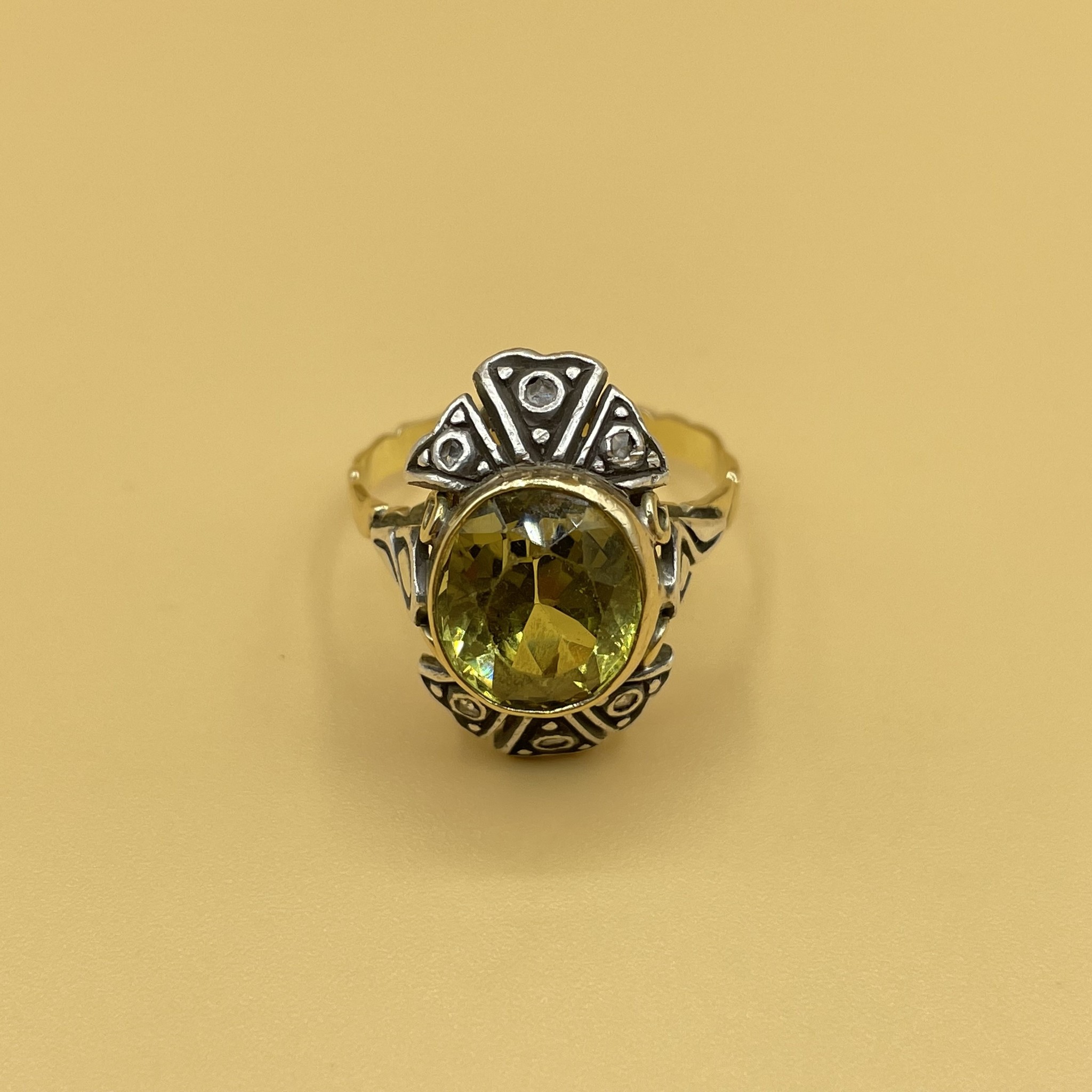Peridot roos diamant