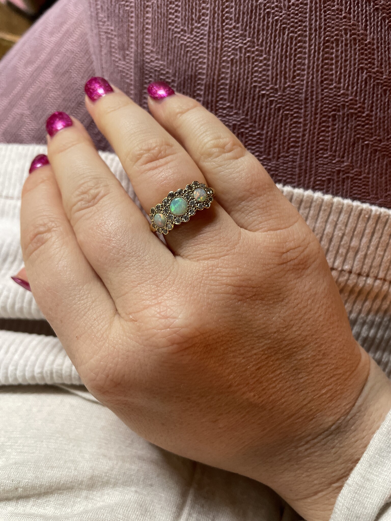 Opaal en .50ct diamant