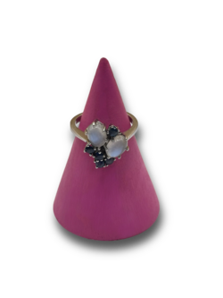 Moonstone sapphire