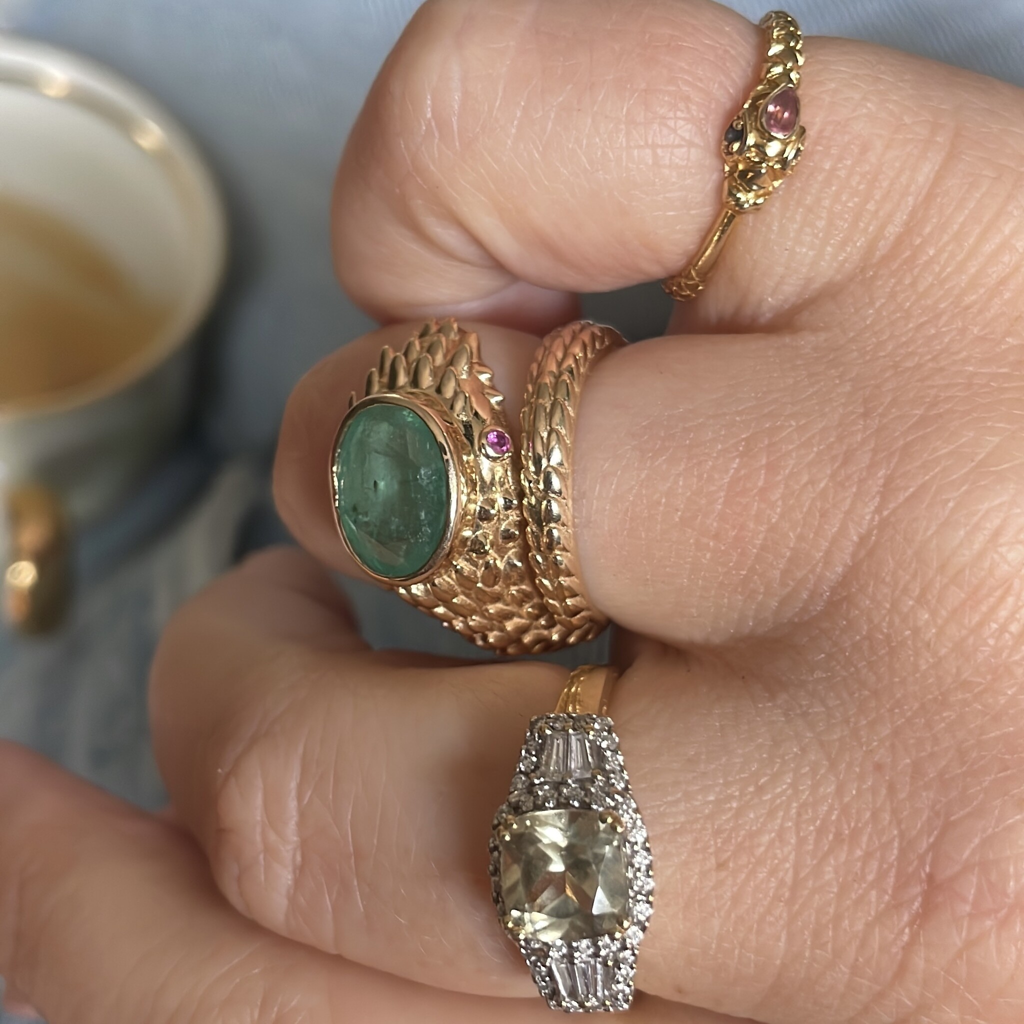 Pangolin schubdier smaragd