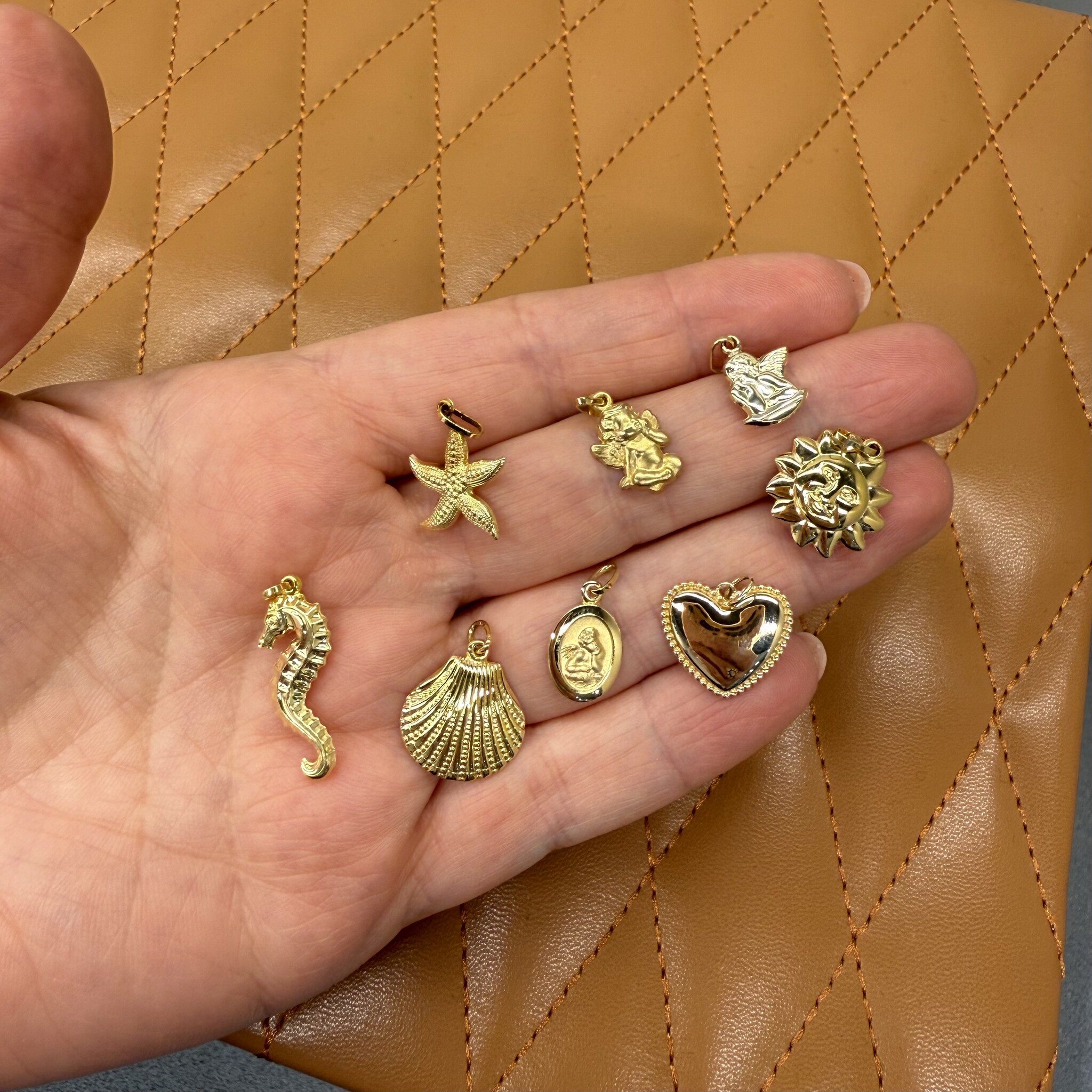 Zon hanger 14 karaat