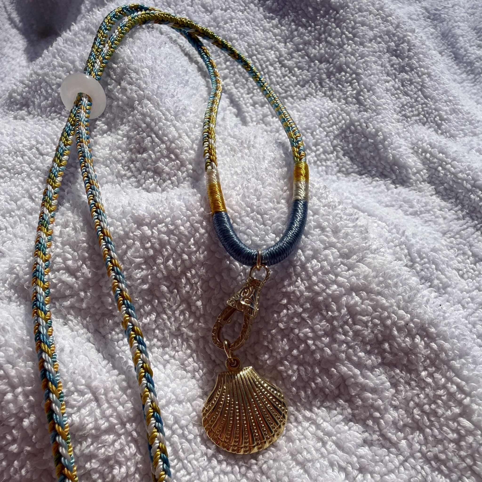 Handgemaakte koord ketting