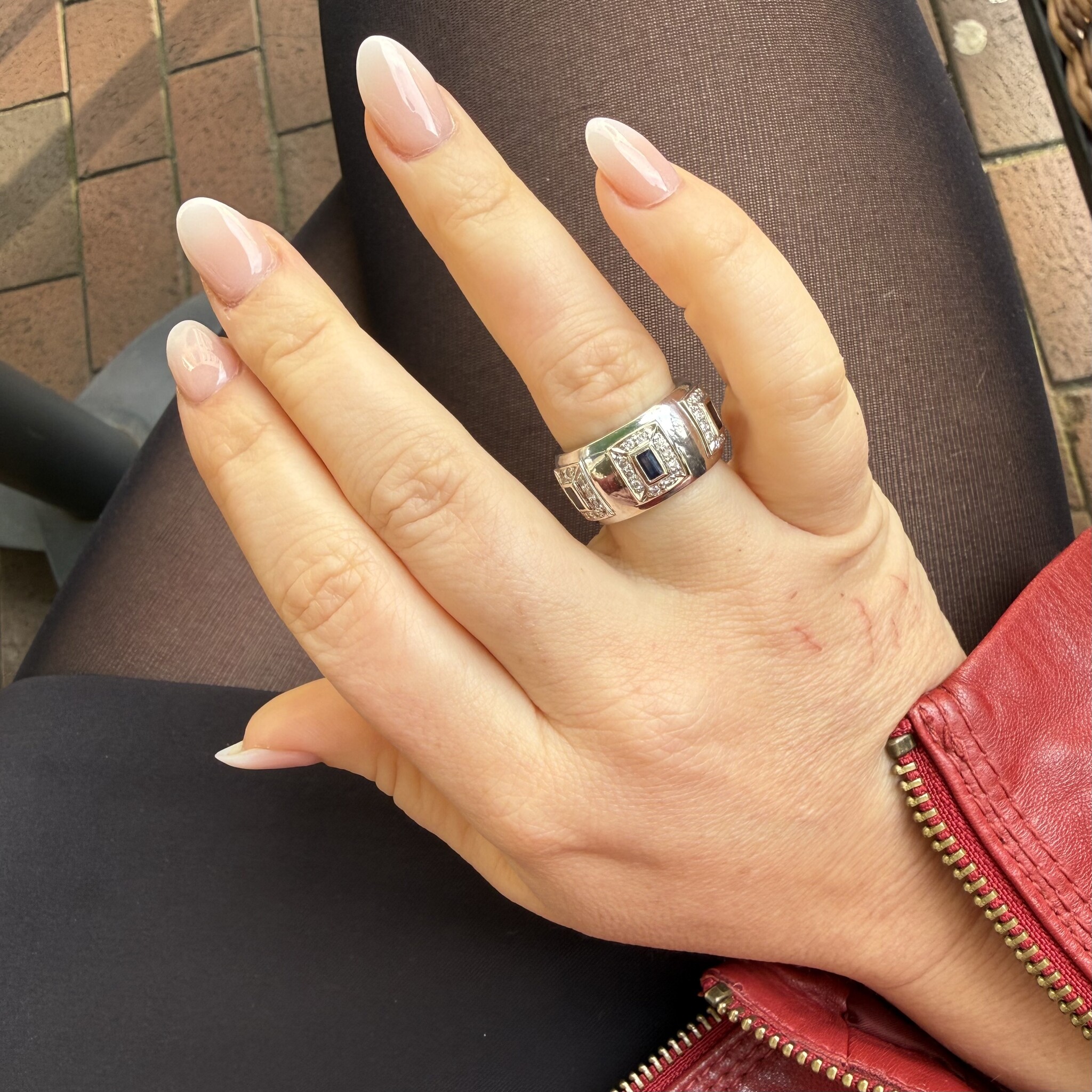 Diamant blauwe saffier witgoud