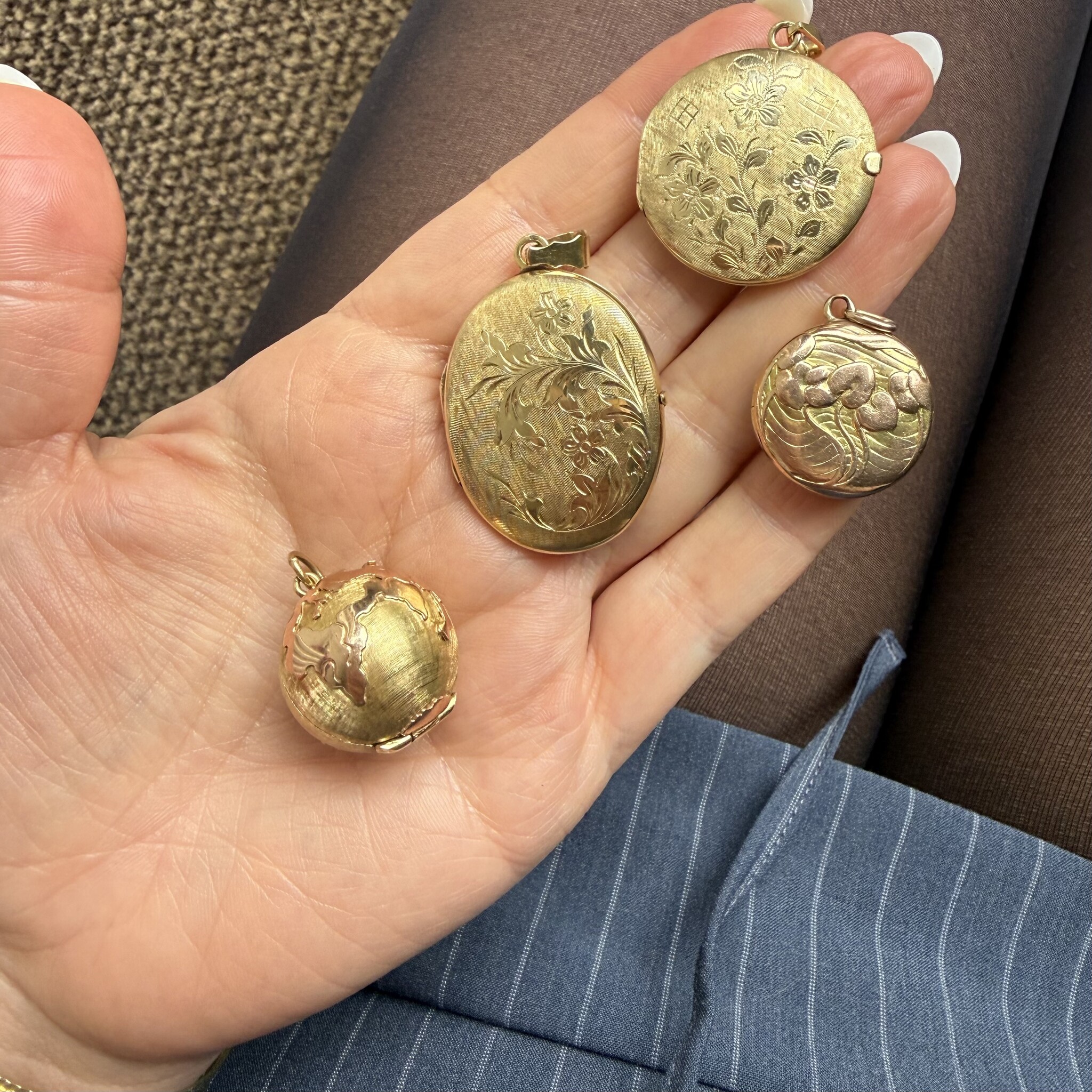 Foto medallion hanger wereldbol