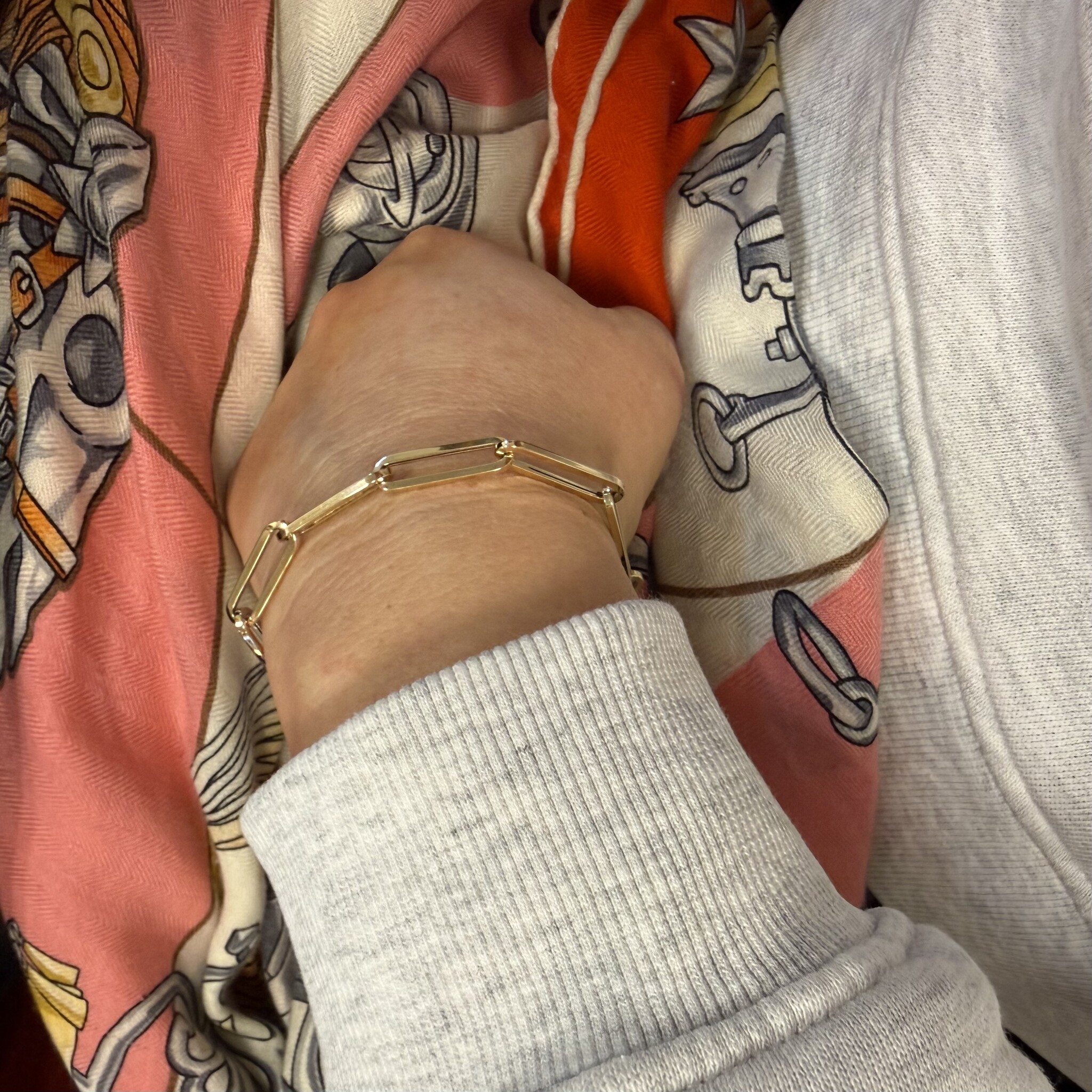 Armband closed forever