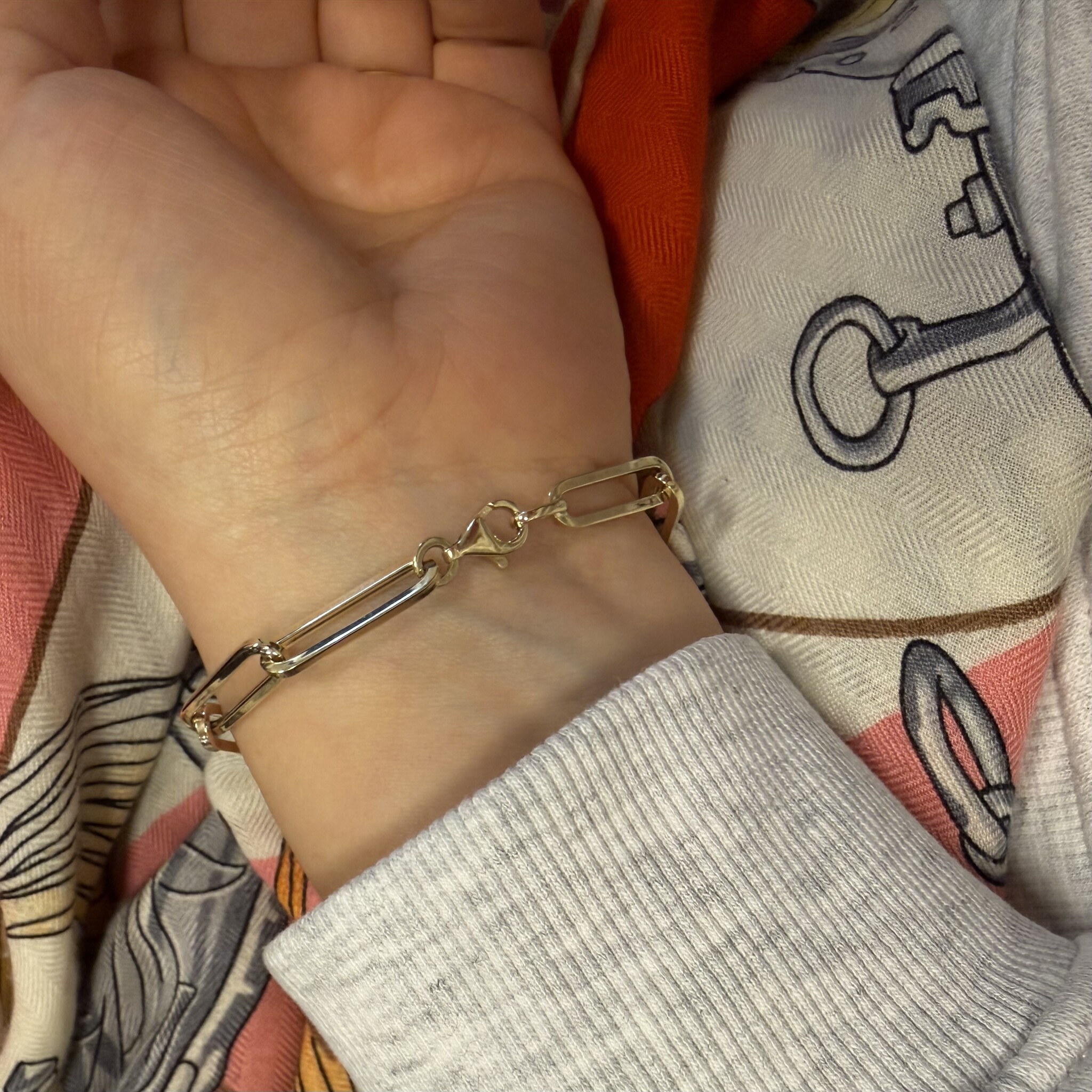 Armband closed forever