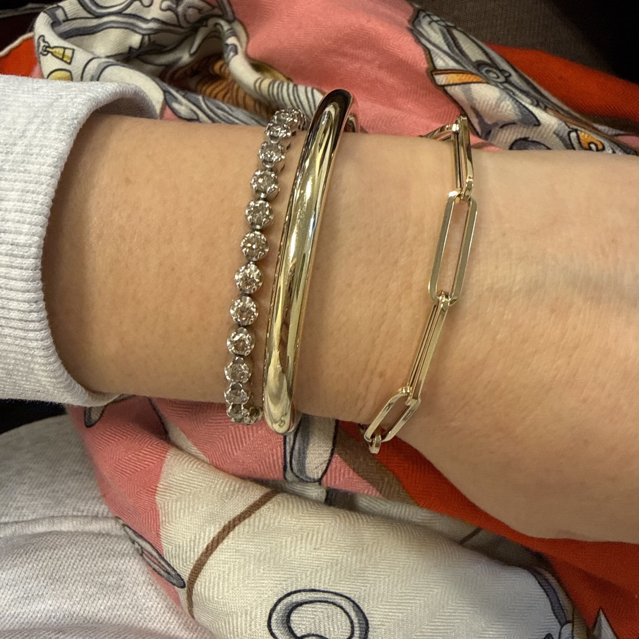 Armband closed forever