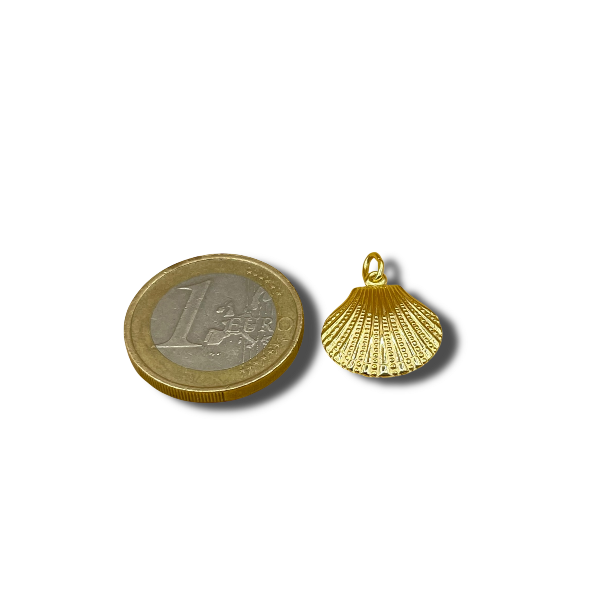 Schelp hanger 14 karaat