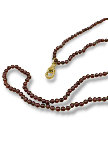 Garnet swivel chain