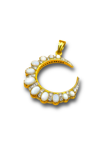 Opal en .71ct diamond moon