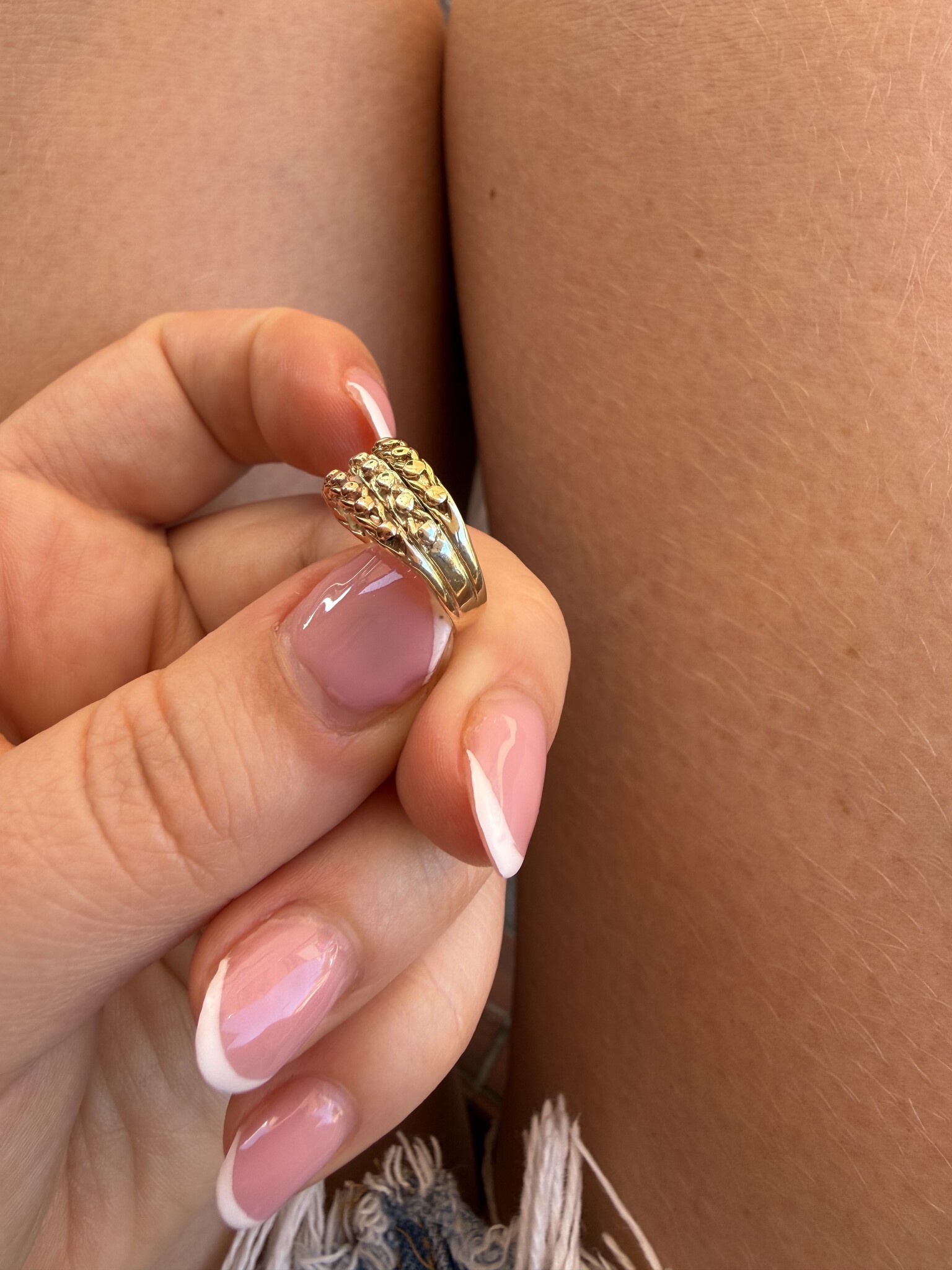 Band ring