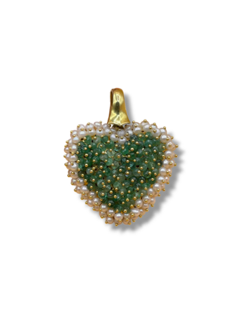 Emerald pearl heart