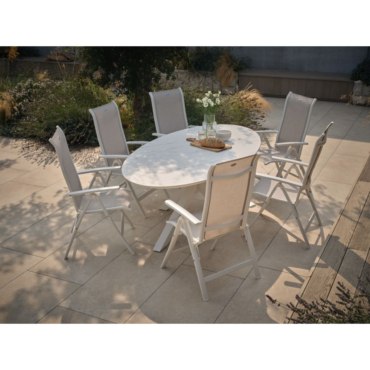 Hamilton Bay Outdoor Hartman 7-delig tuinset Alice recliner white - Xander oval table 220x120 ceramic top, white