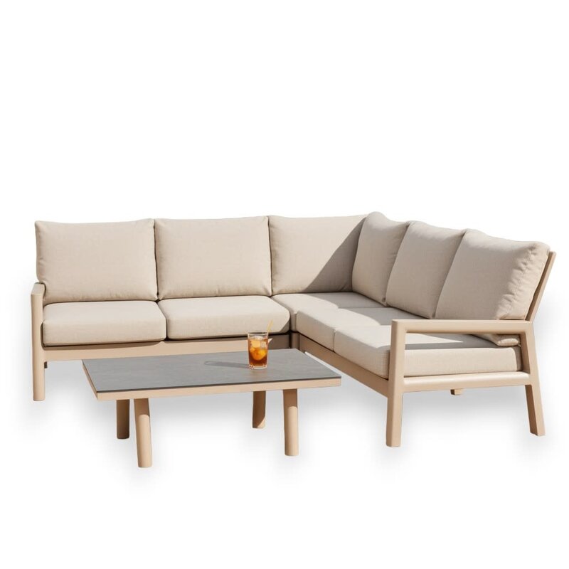 Tierra Outdoor Tierra Outdoor Sevilla 4-delige SMALL corner set Champagne frame - Navajo White kussens - met tafel met HPL Ophira top