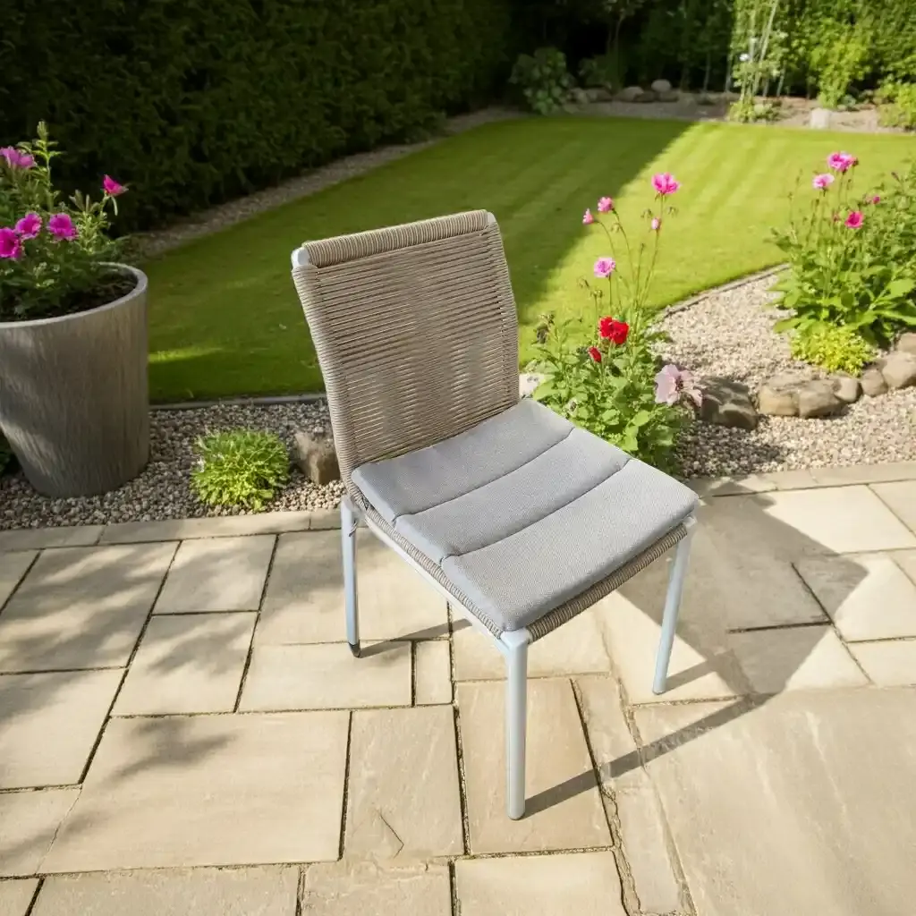 Hamilton Bay Outdoor Hamilton Bay Friendly stapelstoel met zitkussen - wit frame - natural wicker