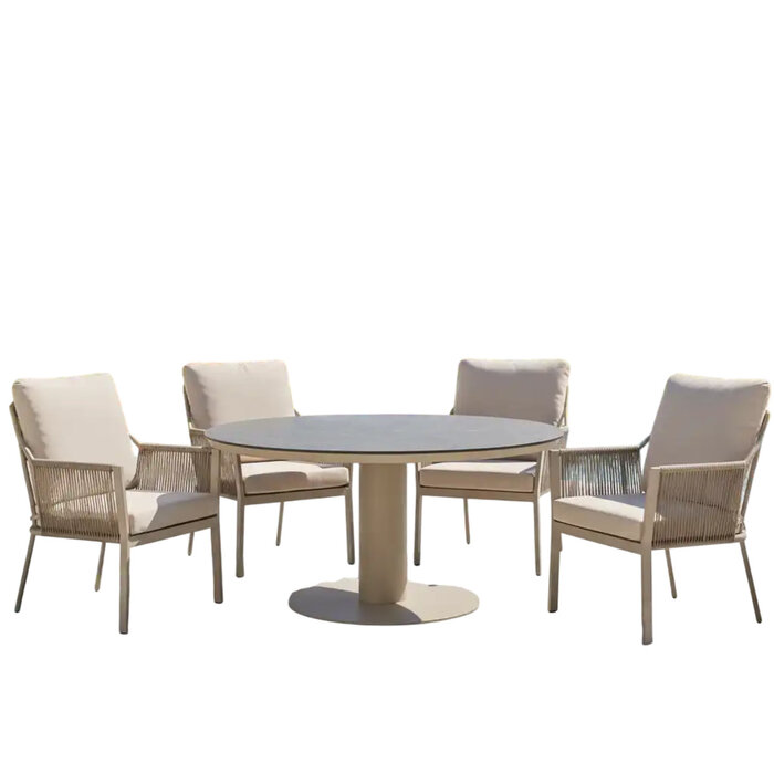 Tierra Outdoor Tierra Outdoor 5-delig LOW-diningset with 4 Liv Low armchairs Champagne and table MORENO LOW 120cm - HPL Ophira top