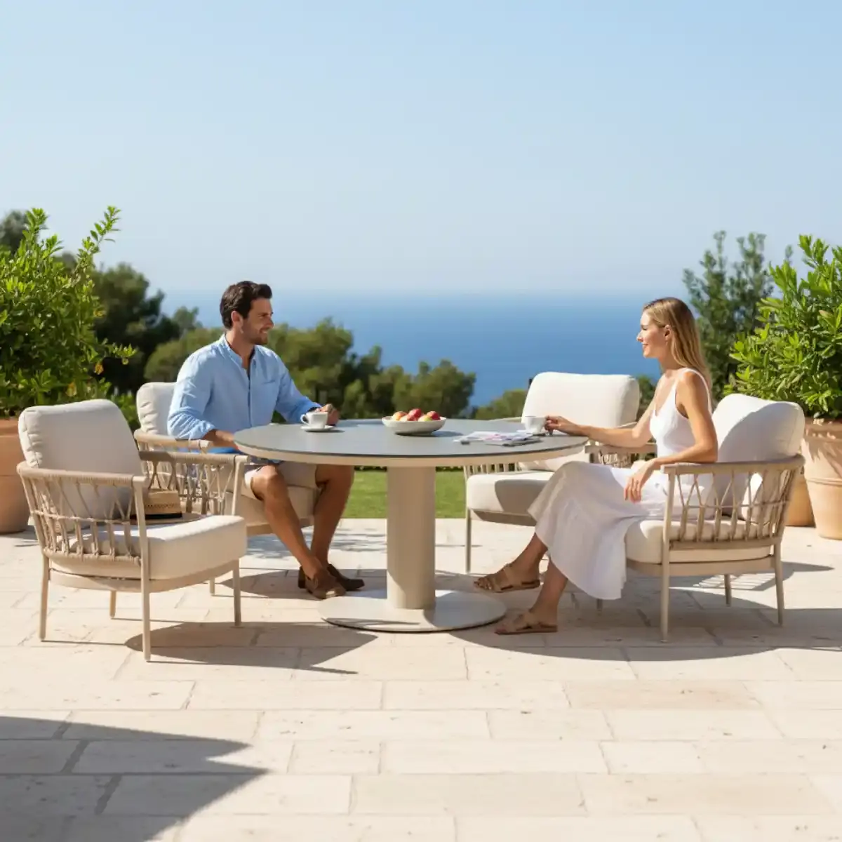 Tierra Outdoor Tierra Outdoor 5-delig set FRESCA LOW DINING met Morena low tafel 120cm Champagne- Trespa Ophira top