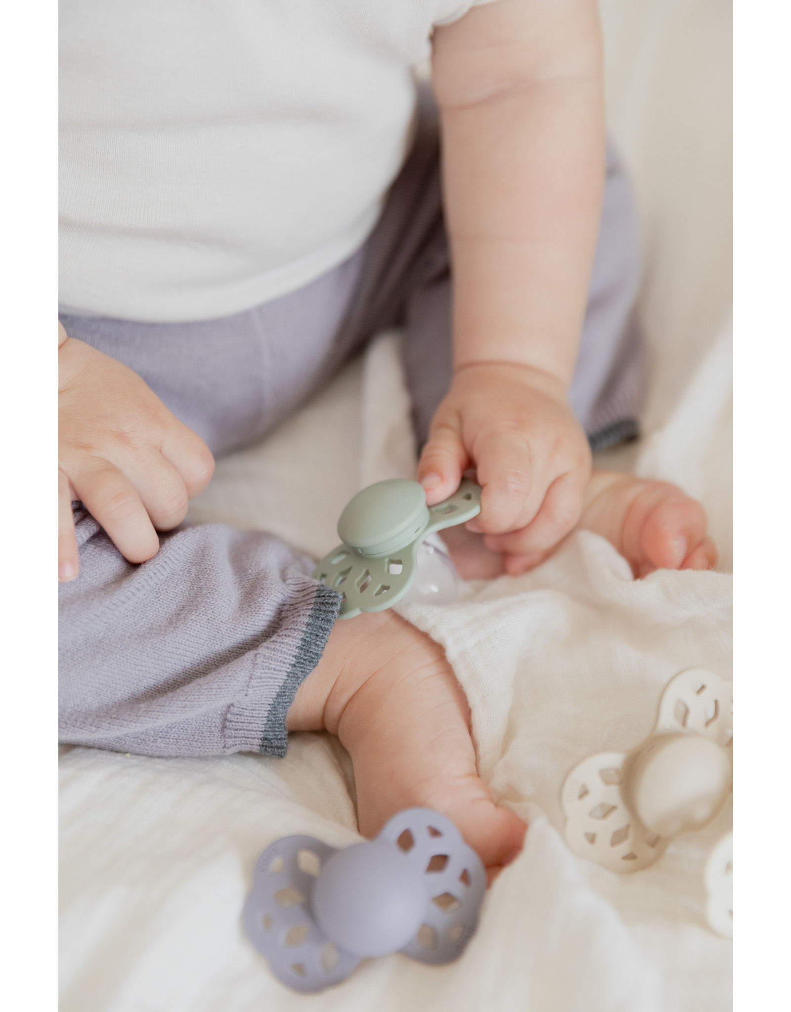 BIBS Colour Ivory Nybble