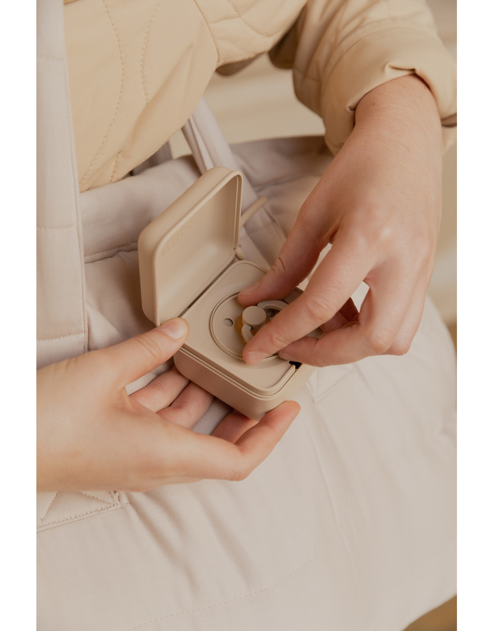 BIBS Colour Ivory Nybble