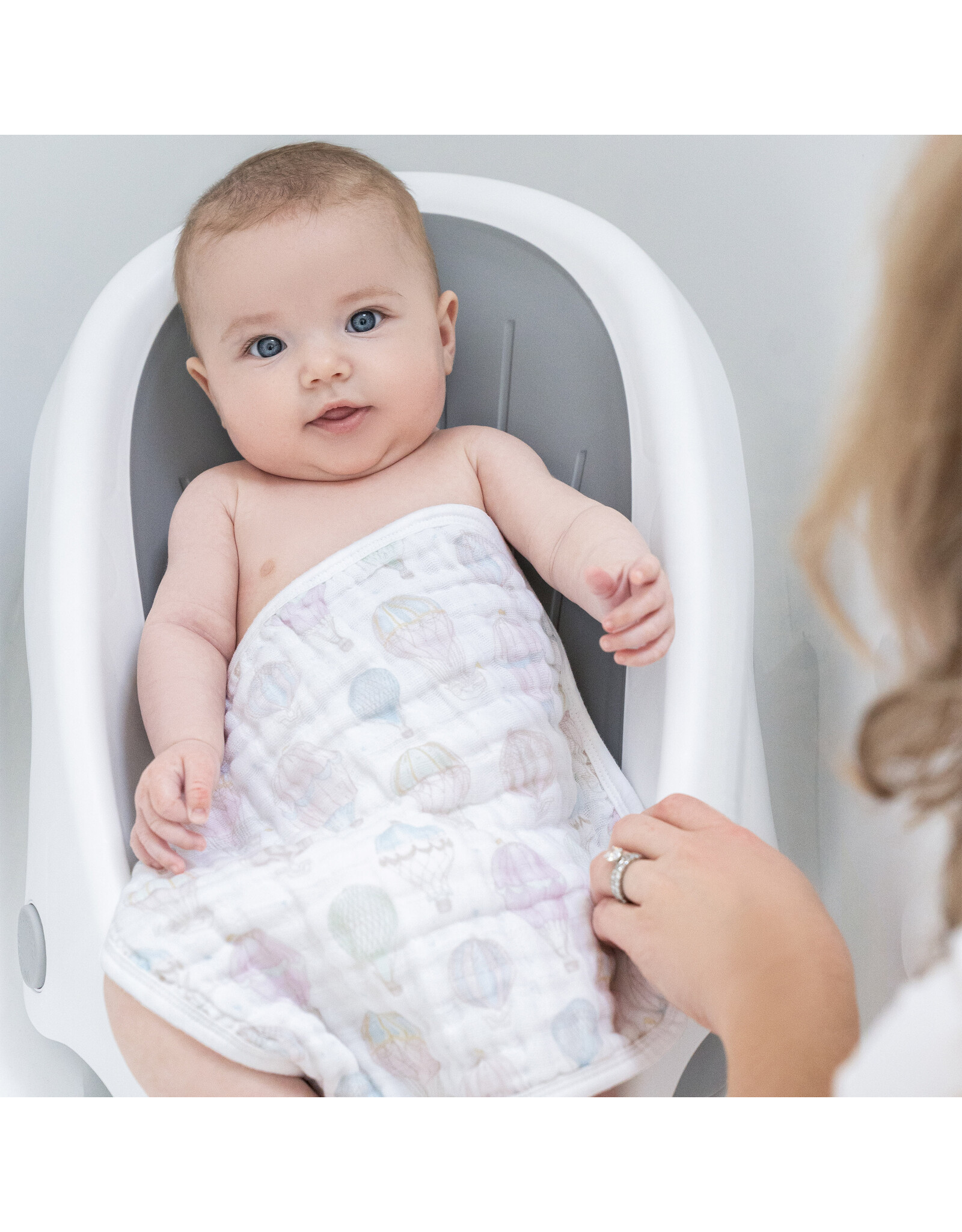 aden + anais 4 pak swaddles Lovely reverie Nybble