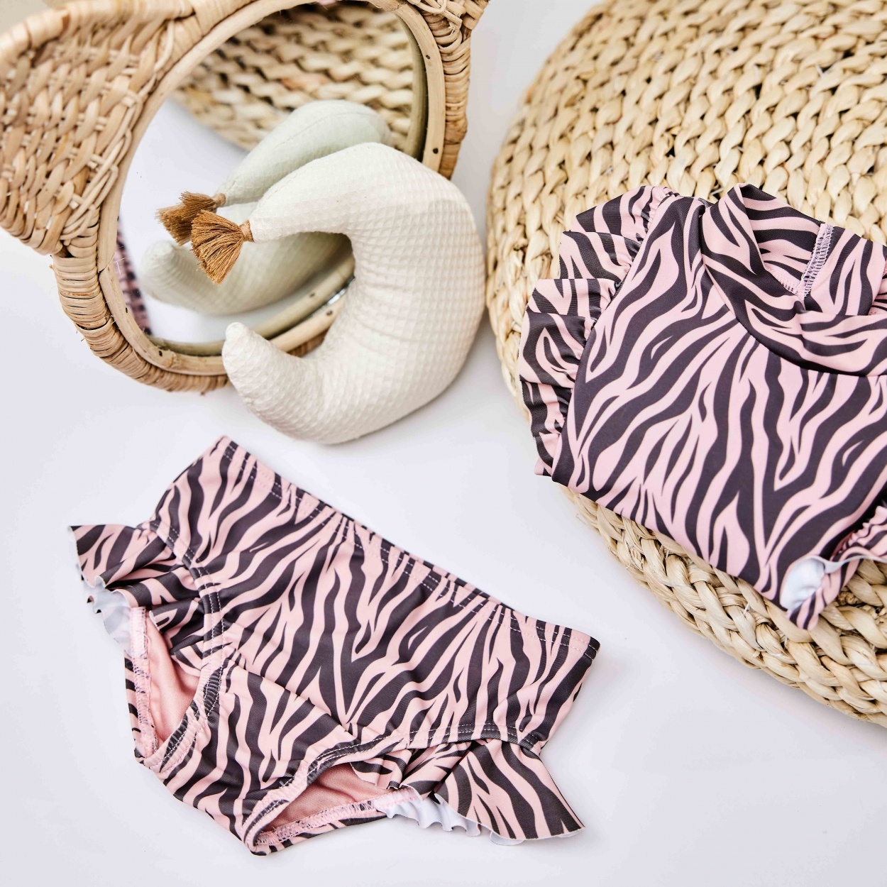 het winkelcentrum importeren Minder dan Dirkje meisjes 2-delig zwempak roze tijgerprint UV-protectie | Dirkje -  Dirkje Baby- & Kidswear