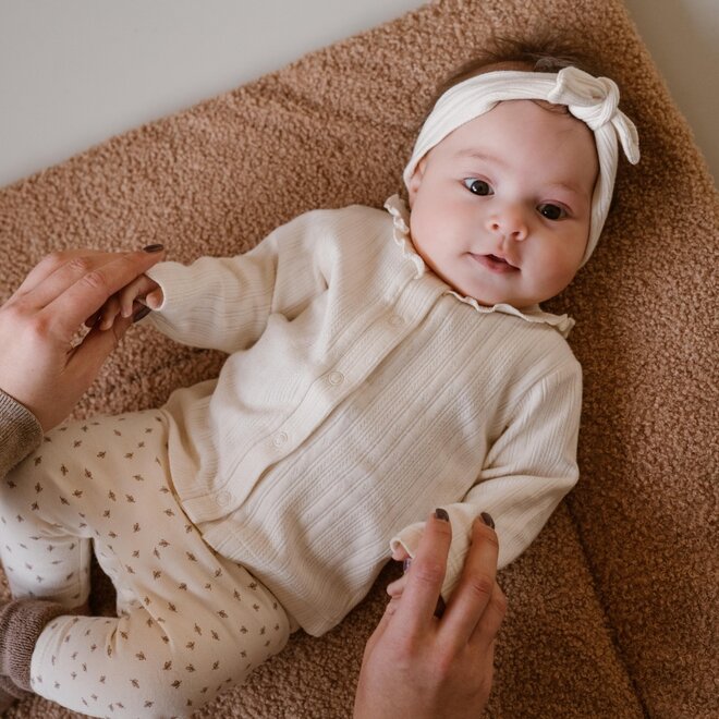 Dirkje Mädchen Baby Bio Strickjacke off white Kragen