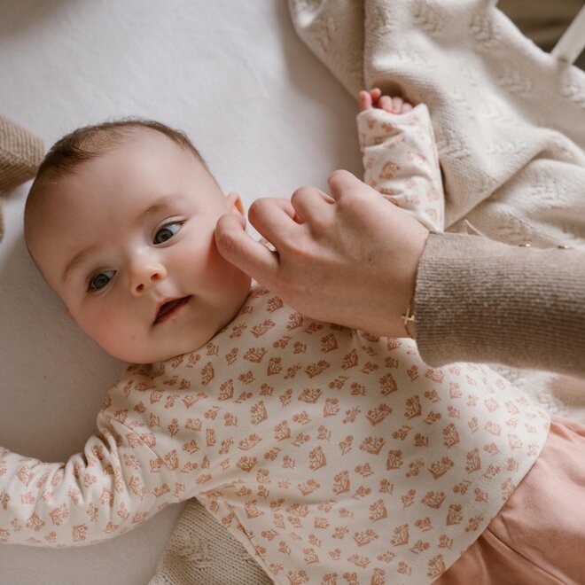 Dirkje girls organic pyjamas old pink off white flowers