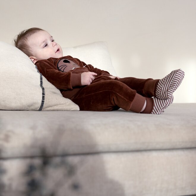 Dirkje jongens set sweater broek slofjes bruin walrus