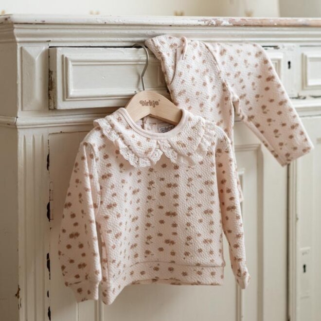 Dirkje Mädchen Pullover hellrosa Blume Kragen