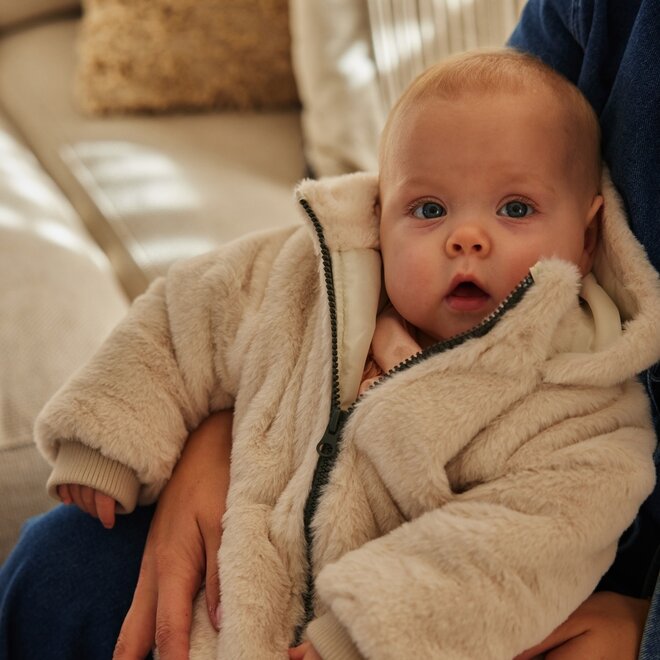 Dirkje Mädchen Winterjacke cremefarben Kapuze Kunstfell